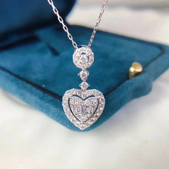NEW 925 Sterling Silver Diamond Heart Pendant Necklace - Picture 4 of 7